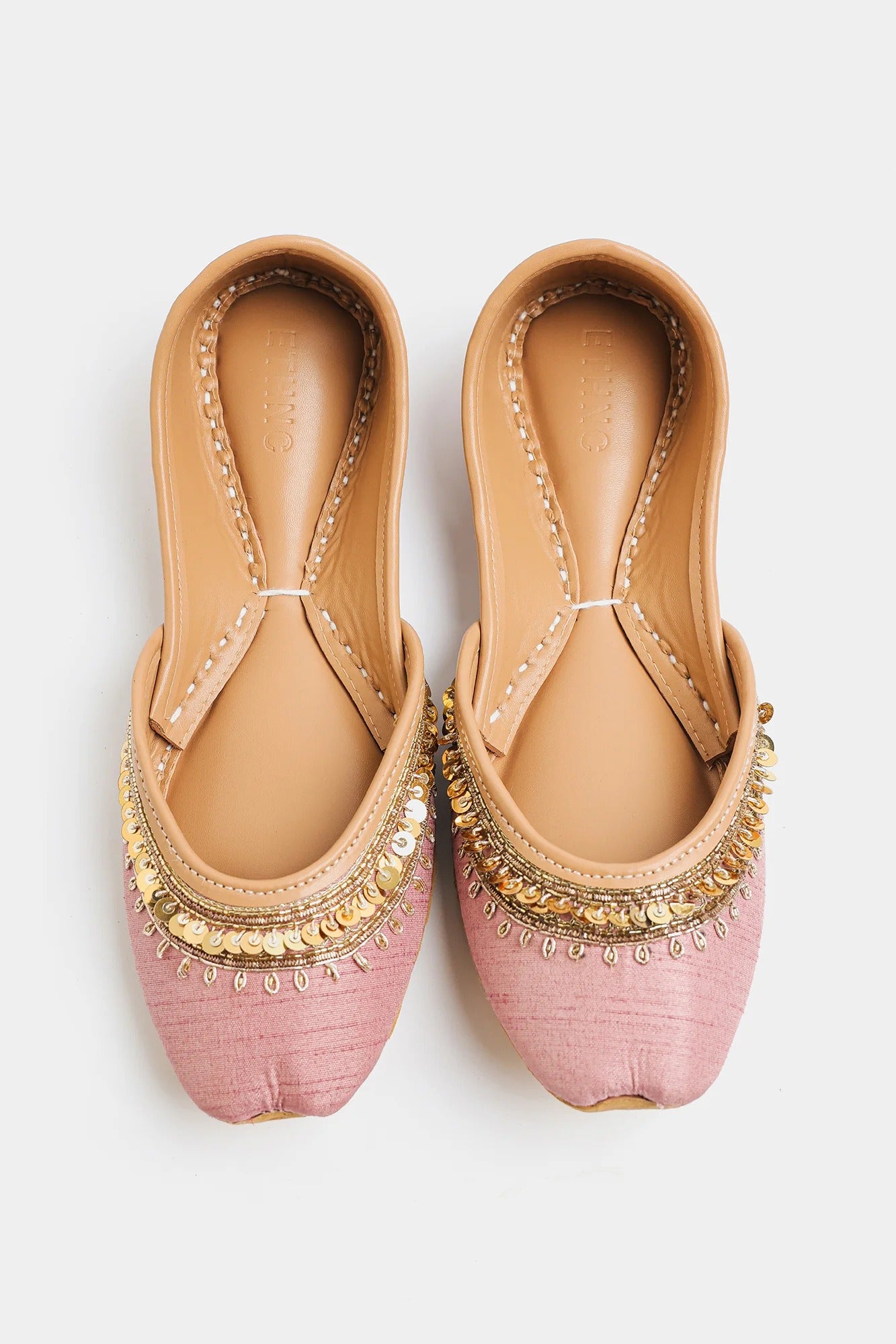 🌸✨ Embroidered Khussa - Traditional Handcrafted Ethnic Shoes for a Stylish Look! 🌼👡
